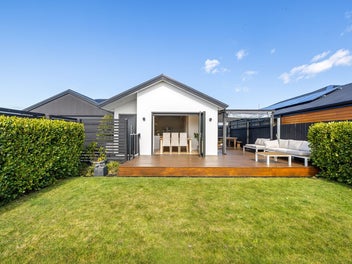 Owners are Building — Auction this Saturday!