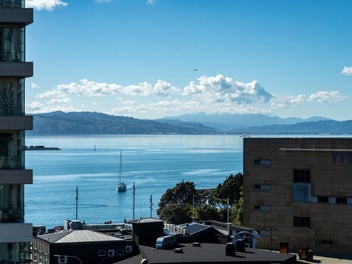 Luxury Penthouse & Air BNB | Harbour &...