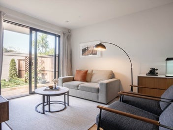 Prime living on Grey Street