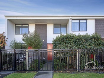 Chic Urban Living in Riccarton