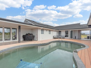 Stunning Executive Home On Petra Way