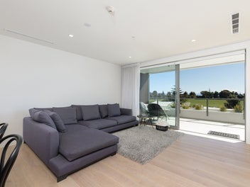 Beachside luxury at Ocean View