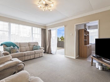 Bulls gem! Space, warmth & fun