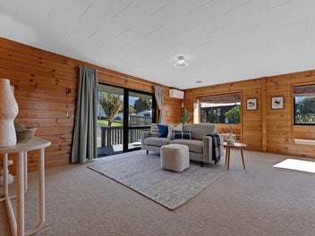 Your Dream Home: Parkside, Freehold & Freestan...