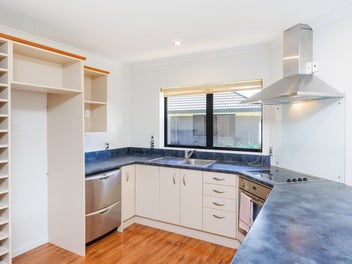 Sunny townhouse