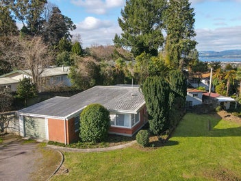 Brick home on 1247m2 corner section