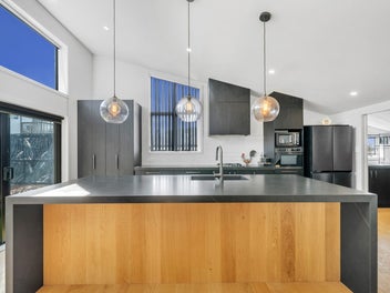 Stunning & Solid : A Home to Fall in Love With