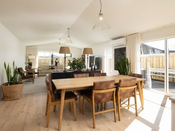 Exceptional price $1,099,000, be quick