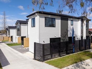 Spacious Family Home in Prime Location