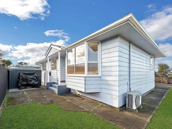 A Fantastic Family Home - Must Be Sold!