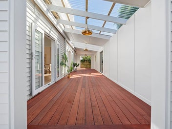 Bright & Spacious Home with All-Weather Sunroom