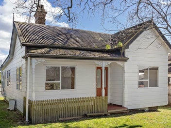 Final Chance To View - Urgent Sale