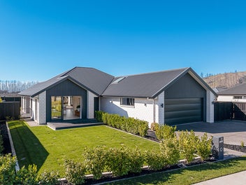 Serious Shed Space. Modern Comforts