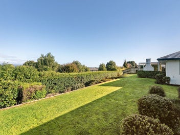 Privacy, Space & Effortless Entertaining!