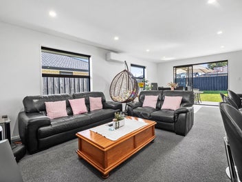 Modern Family Living or Investment Opportunity