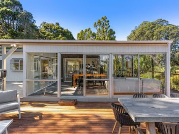 Live, graze, grow and explore!