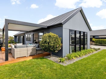 Relaxed Modern Comfort