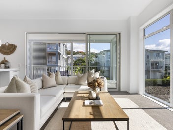 Brand new Kensington Park - Sunlit Sophistication
