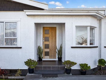 Comfort & Convenience – 4 Bedroom Family Home