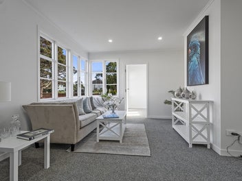 Urgent sale Vendor wants it gone.Move in tomorrow