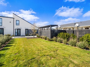 Smart Investment, Freehold Townhouse