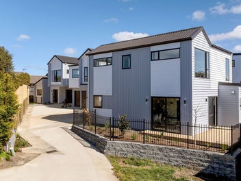 Brand New Homes, Brilliant Location
