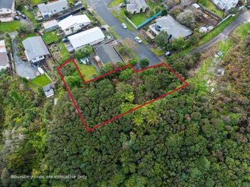 Elevated opportunity to build your dream home