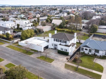 Grand Elegance on Wellesley!