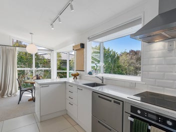 SPACIOUS RENOVATED WEATHERBOARD FAMILY HOME!