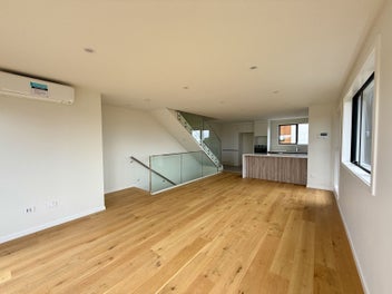 Image 1 of 11