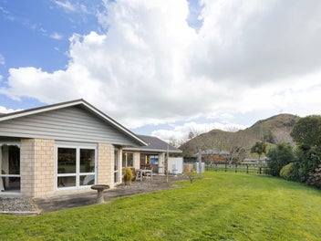 Dream Home at 10 Parker Road