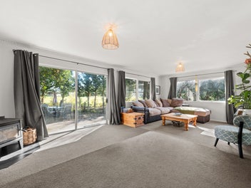 3 Bedroom Home with a Rural Feel