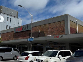 Image 1 of 4