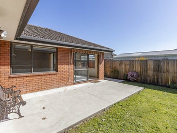 Starter or Downsizer ? Great Location
