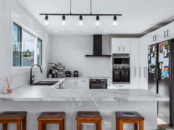 Motivated Vendors - Under Contract Elsewhere