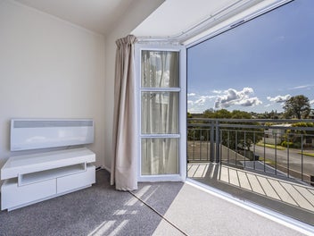 Renovated & Ready to Impress