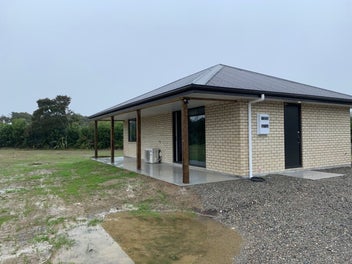 Image 1 of 5