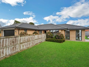 Spacious Family Home on 717sqm Freehold