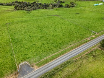 Private & Quiet Section With Views on .5ha