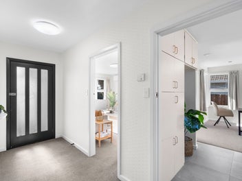 Avonhead Charm in Burnside High Zone