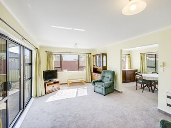 Seriously smart, central townhouse