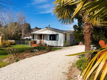 Superb North Canterbury family home