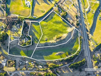 Spence Park: Premier Development Opportunity