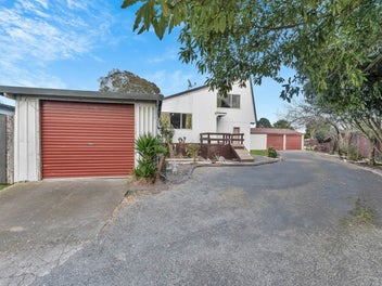 First Time in 22 Years – Rare Gem in Mangere