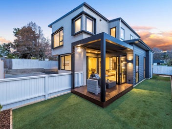 Elegant New Build on 397m² Freehold Land