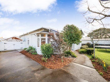 Charm, space and great school zones