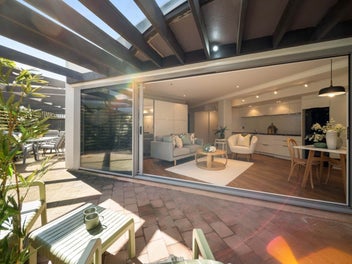 Location, Poolside, Convenience