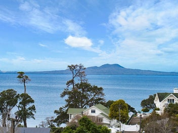 Boutique Coastal Living | Old Torbay