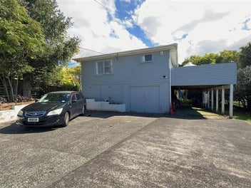 Image 1 of 14