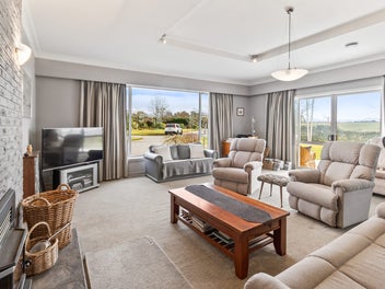 1 Minute Drive to Your Lifestyle Dream